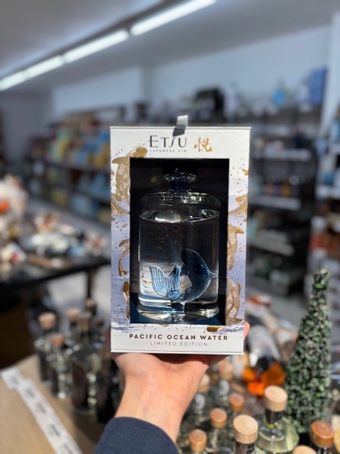 Etsu Pacific Ocean gin
